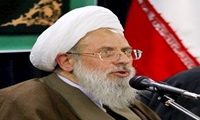 توصیه آیت الله ری شهری دائم به یاد خدا بودن چه آثار و برکاتی دارد